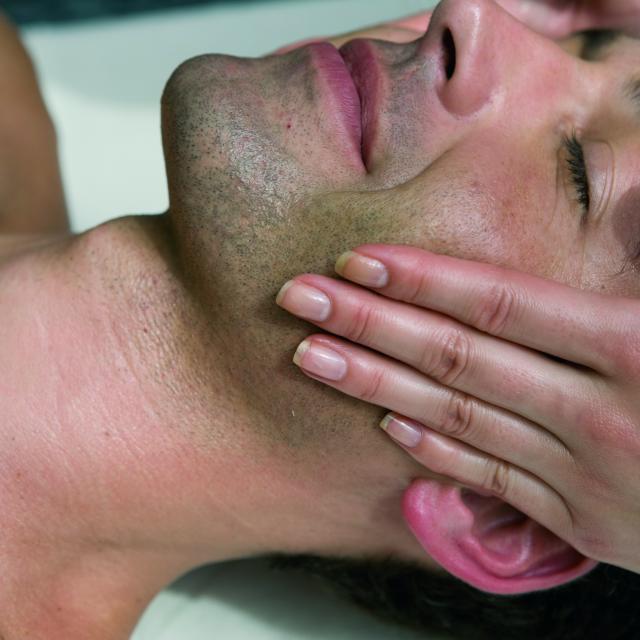 Massage Visage Homme
